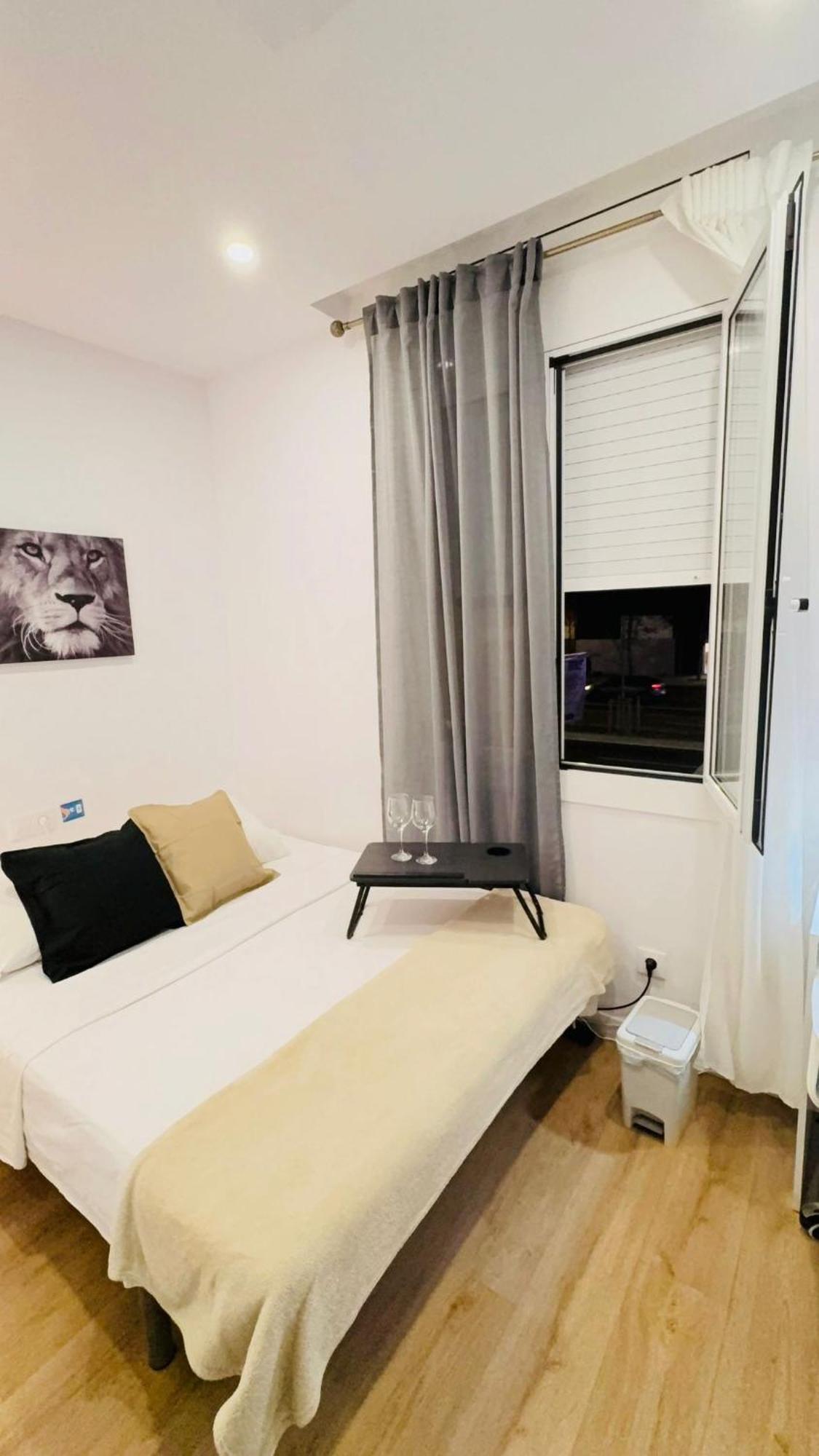 Habitaciones En Barcelona Exterior foto